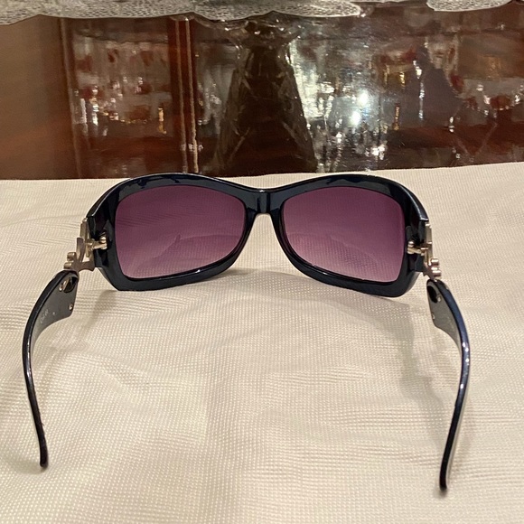 Gorgeous KYARA sunglasses ITALY - Picture 4 of 4